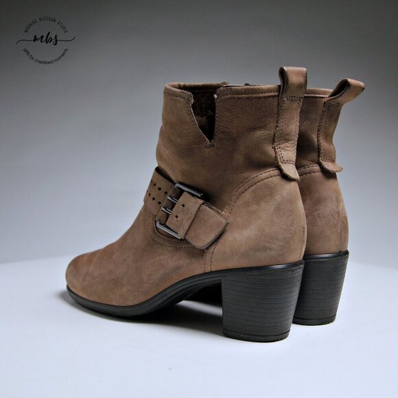 Ecco Leann Buckle Matte Leather Heeled Ankle Boots - Picture 5 of 15